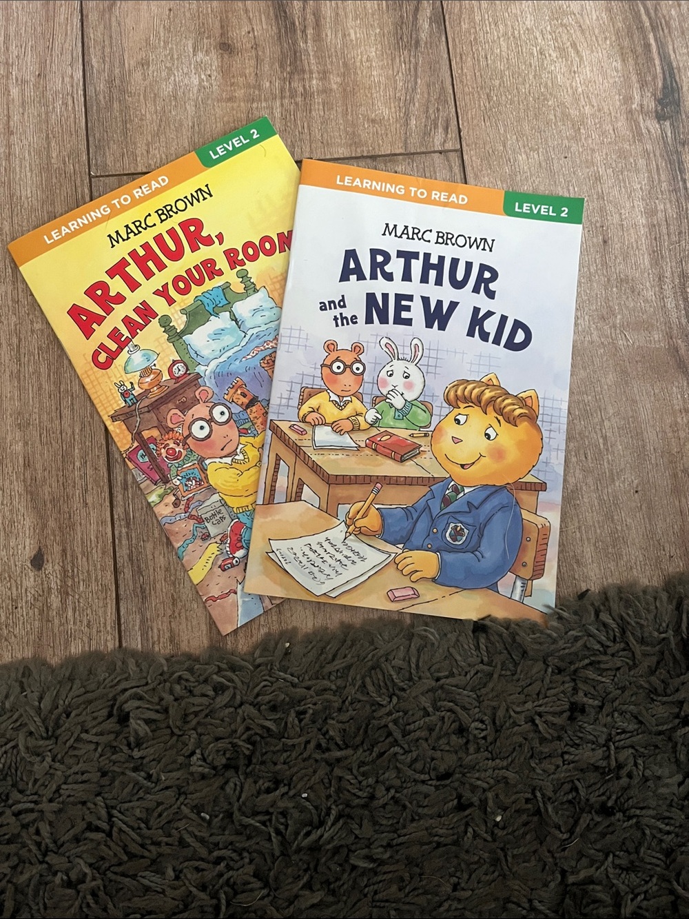 Arthur Books